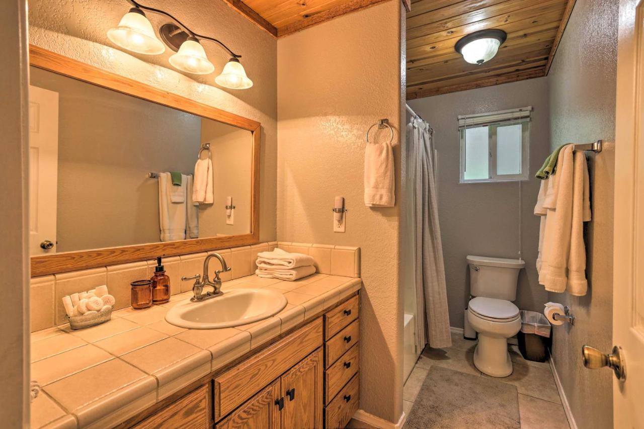 Remodeled Crestline Retreat Walk To Lake Gregory! Esterno foto