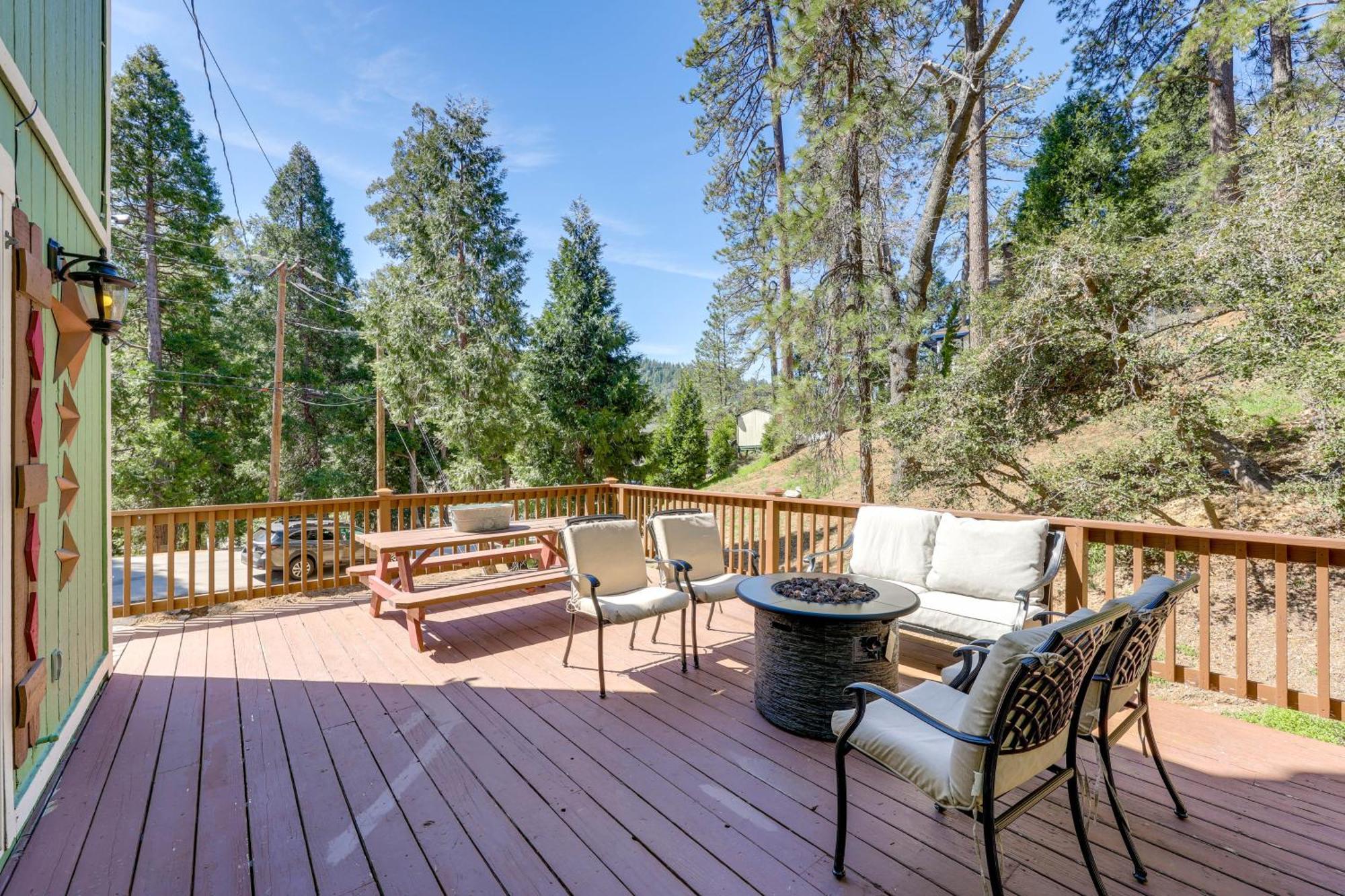 Remodeled Crestline Retreat Walk To Lake Gregory! Esterno foto